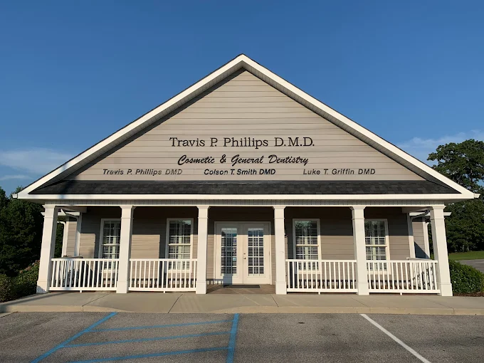 Phillips Dental in Anniston